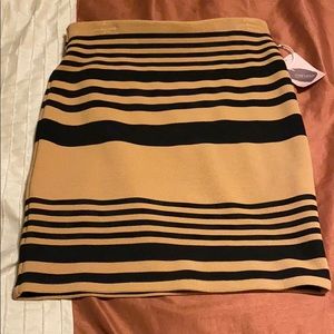 Forever 21 Camel Bodycon Skirt Size XS
